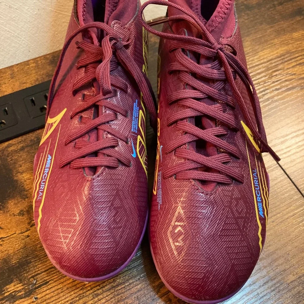 Nike Youth 4Y Mercurial Superfly 8 Academy MG Soccer Cleats Burgundy DO9789-694